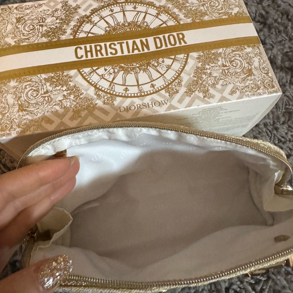 Limited Edition Authentic Dior Gold Beauty Bag - Picture 2 of 3